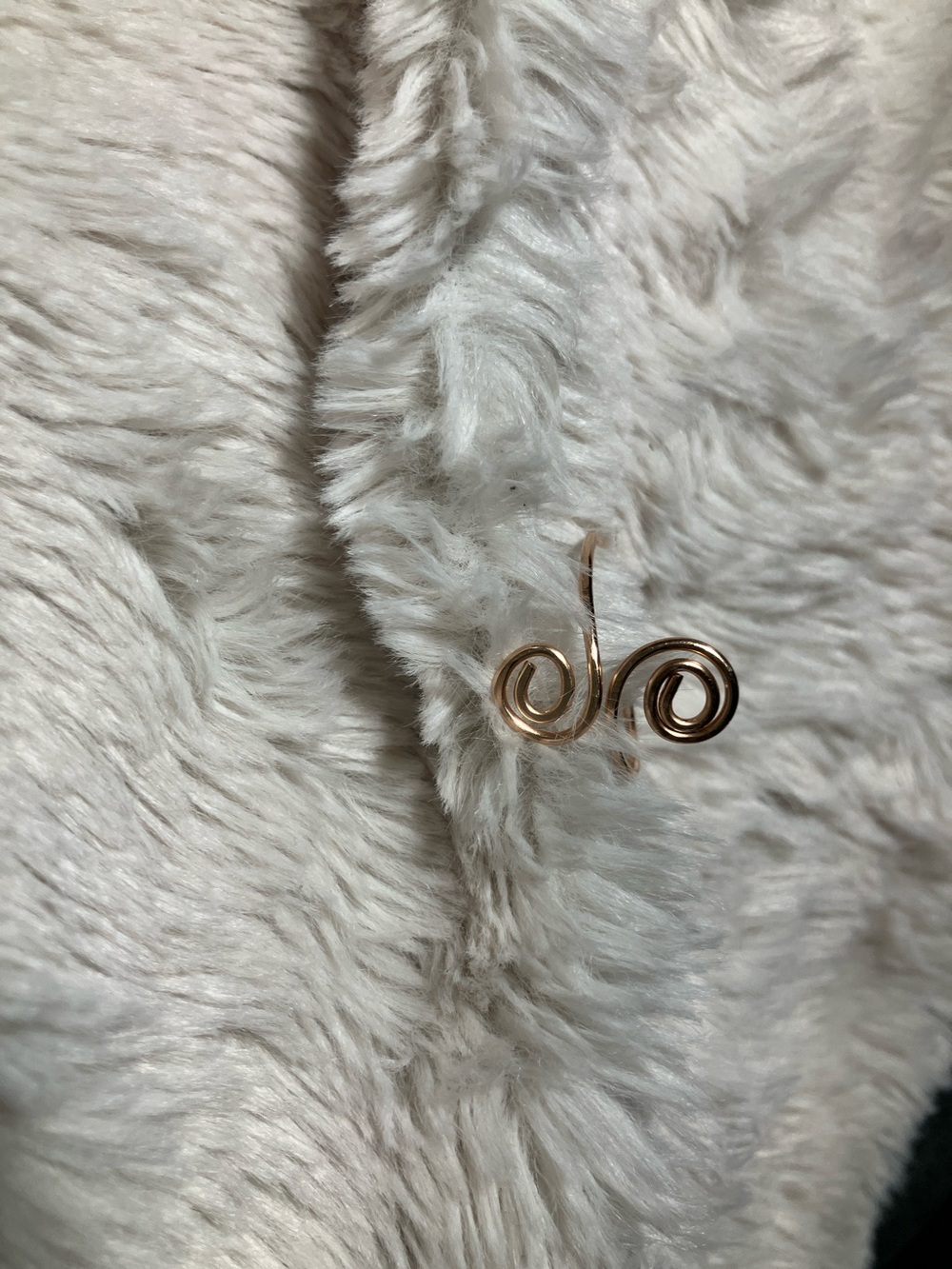 Minimal Spiral Rose Gold Ring - Elegant Women’s Jewelry